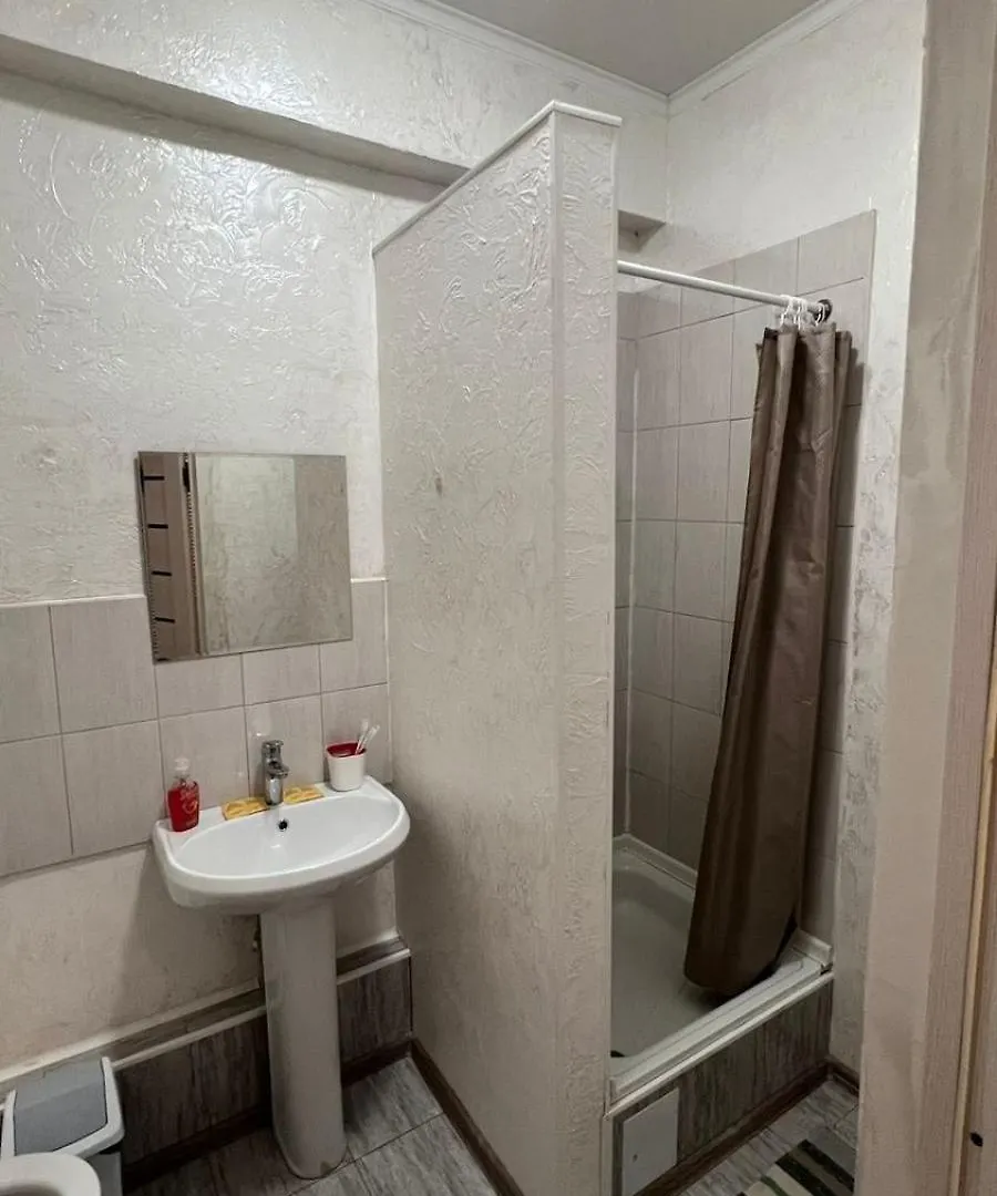 1 Комнатная Студия, Около Трц Мега Almaty Apartment