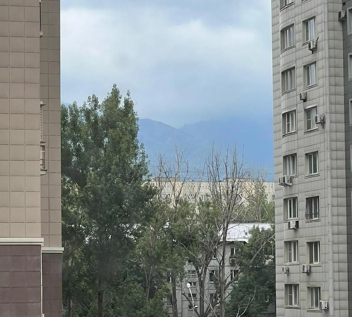 1 Комнатная Студия, Около Трц Мега Almaty